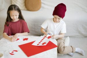 studying in canada expenses